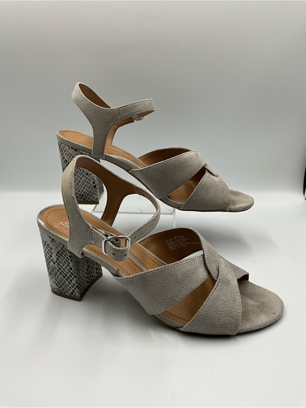 new directions Sandals Size 9.5 Gray Suede Block Heel Sandals with Ankle Straps